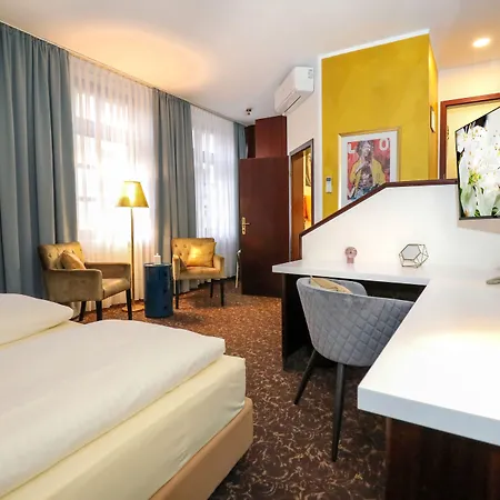 Hotel City-hotel 4*