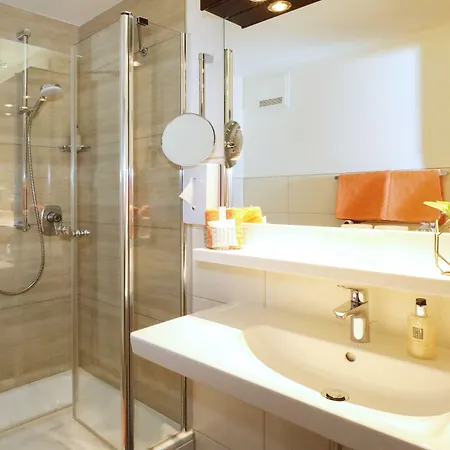 Hotel City-hotel 4*
