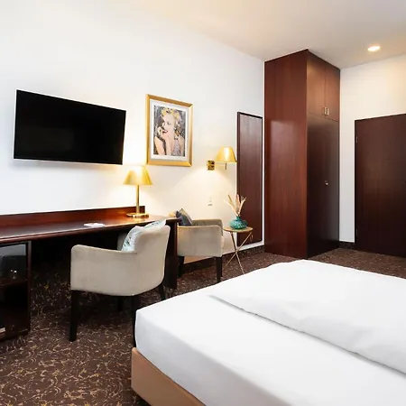 City-hotel Hotel