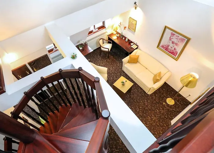City-hotel Hotel