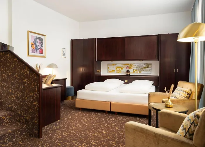 Hotel City-hotel 4*