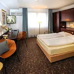 Ξενοδοχείο City-hotel 4*