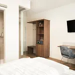 City-hotel 4*