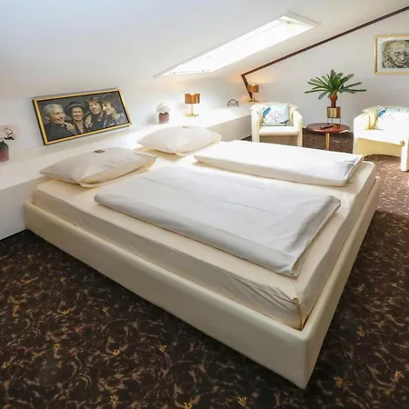 City-hotel Hotel
