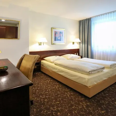 City-hotel 4*
