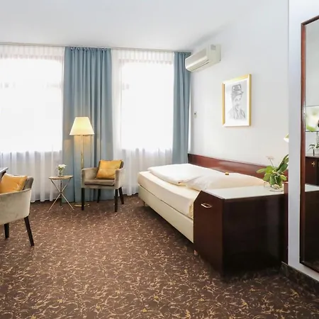 City-hotel Hotel 4*