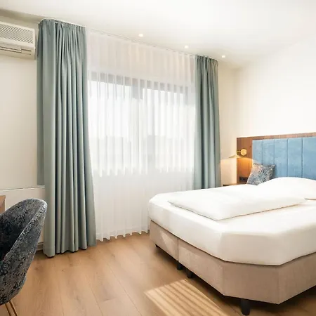City-hotel فندق