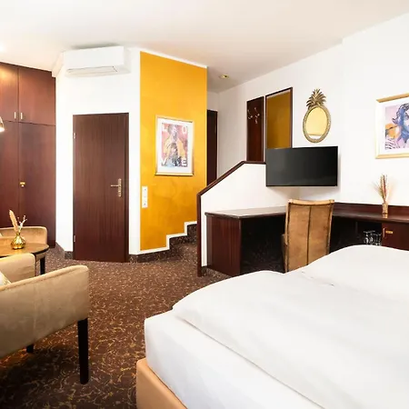 City-hotel Szálloda 4*