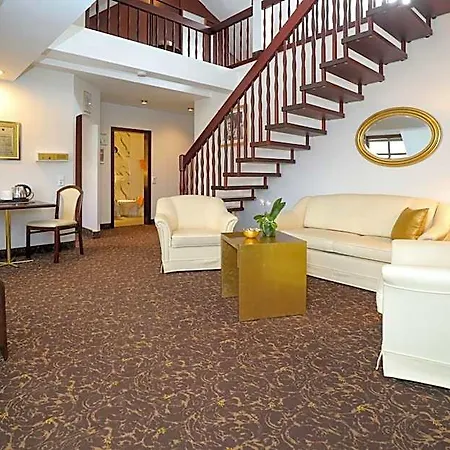 מלון City-hotel 4*